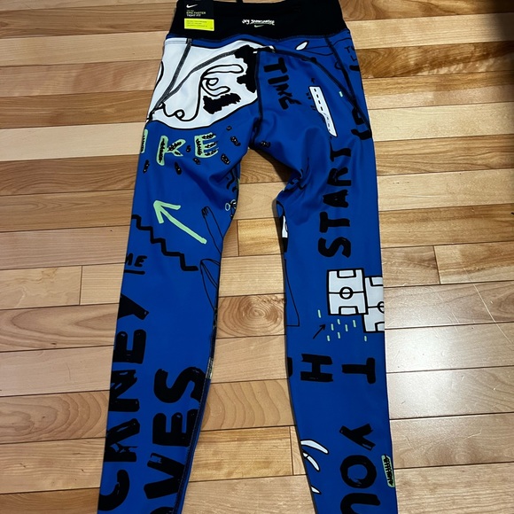 Nike Epic Faster Hackney Women's Mid-Rise 7/8 Running Leggings - Picture 2 of 6